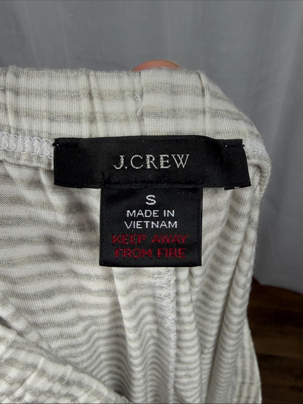 J. Crew Eco Dreamiest Long-Sleeve Pajama Set‎ in Gray Stripe. - Picture 12 of 16